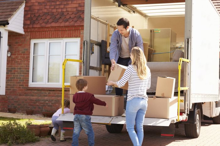 A moving company is asked to relocate 520 bricks